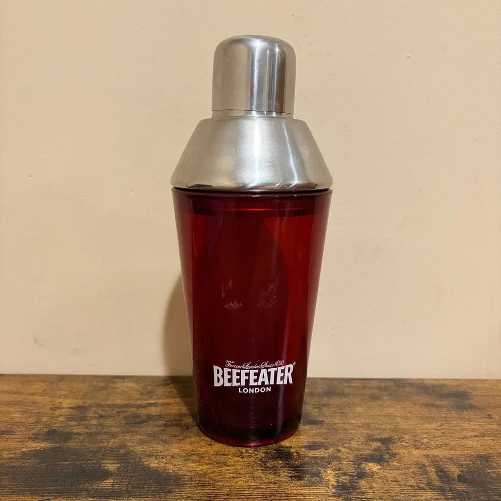 Beefeater London Gin Cocktail Shaker Red Glass Stainless Steel Cobbler Barware